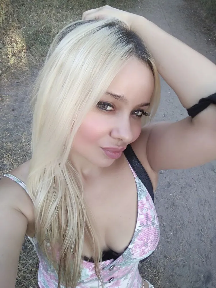 Rencontrez Ekaterina Femme Ukrainienne Nikolaev Ans Id